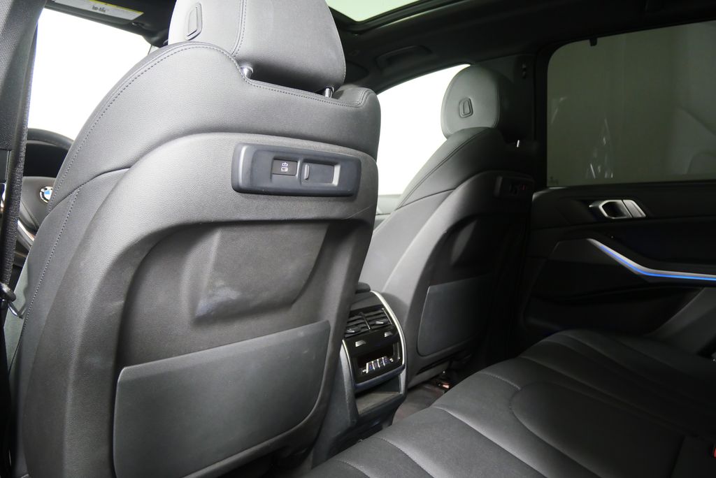 Thumbnail: 2022 BMW X5 - 16
