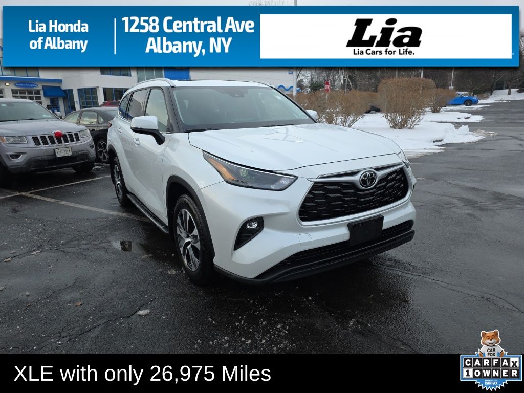 2022 Toyota Highlander XLE AWD