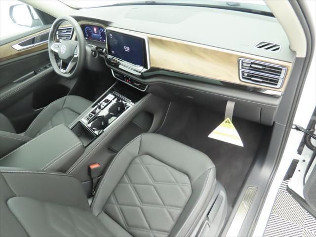 Thumbnail: 2026 Volkswagen Atlas - 17