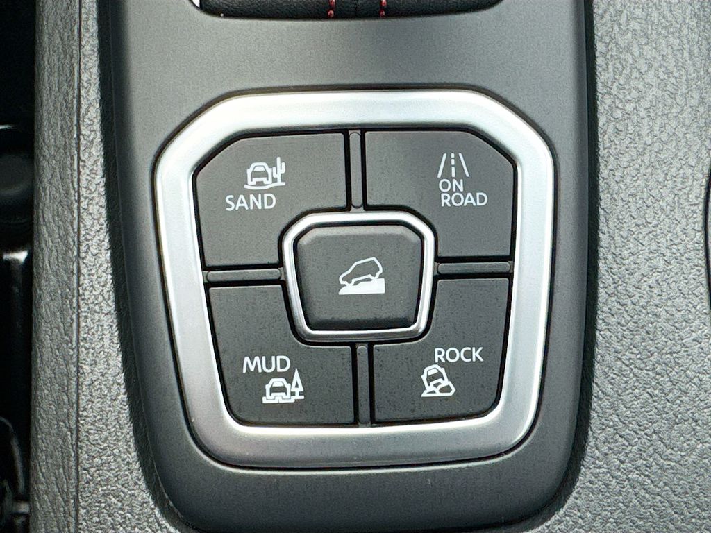 New 2026 Gray Nissan PRO-X image 17