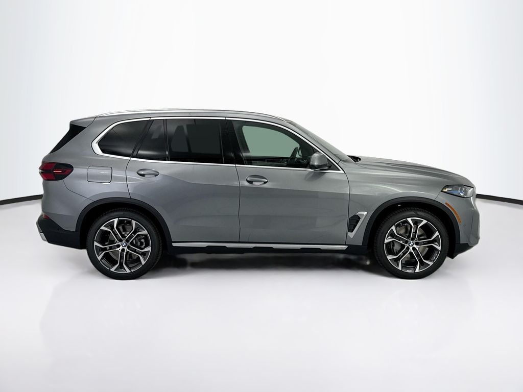 Thumbnail: 2026 BMW X5 - 4