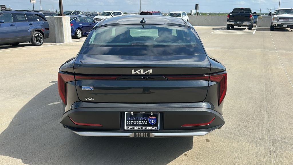 2025 Kia K4 LXS - 10