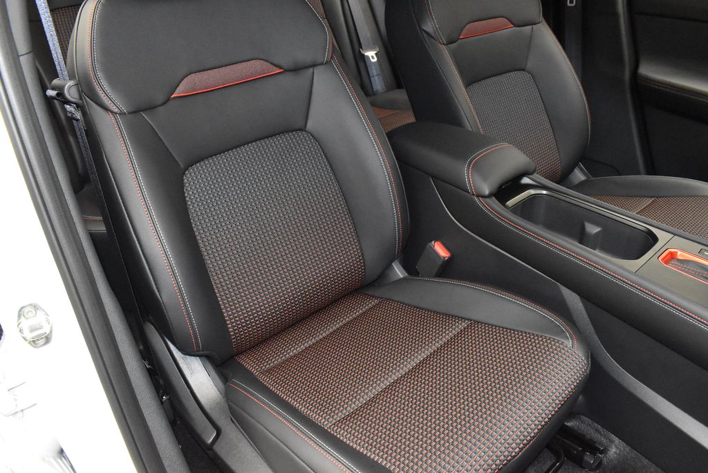 Thumbnail: 2026 Nissan Kicks - 25