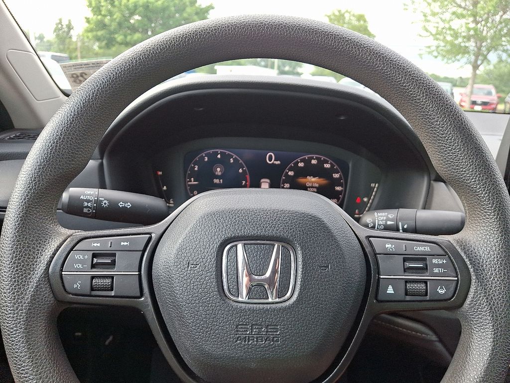 Thumbnail: 2023 Honda Accord - 18