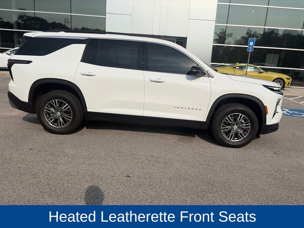 2025 Chevrolet Traverse FWD LT