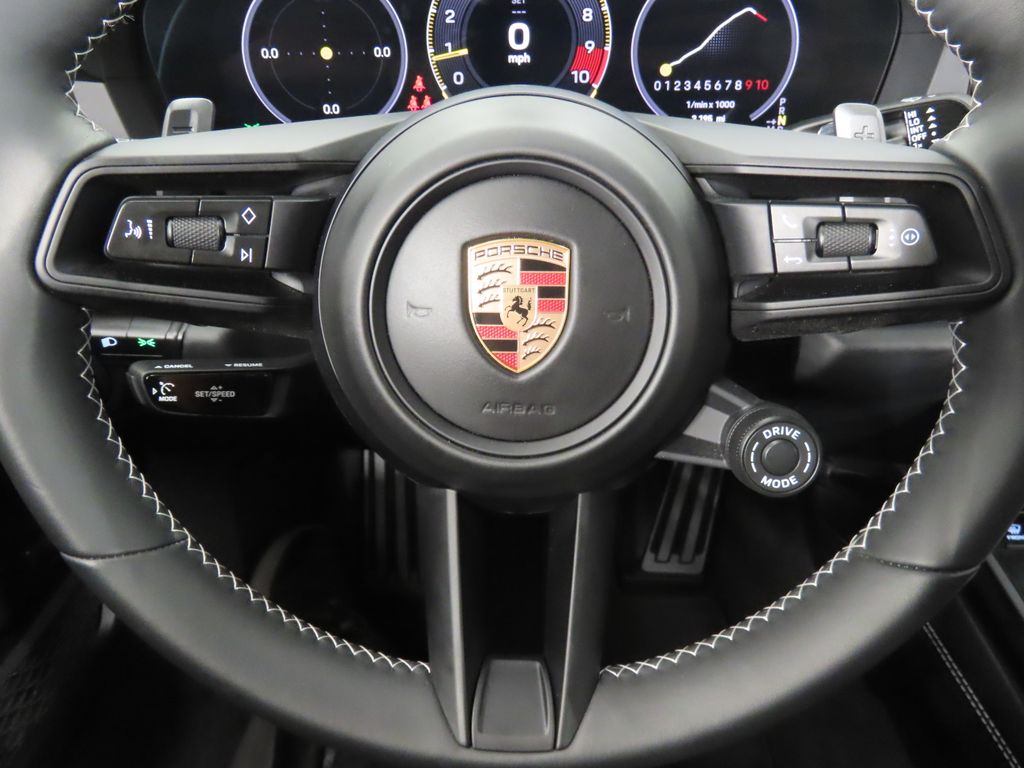 Thumbnail: 2026 Porsche 911 - 19