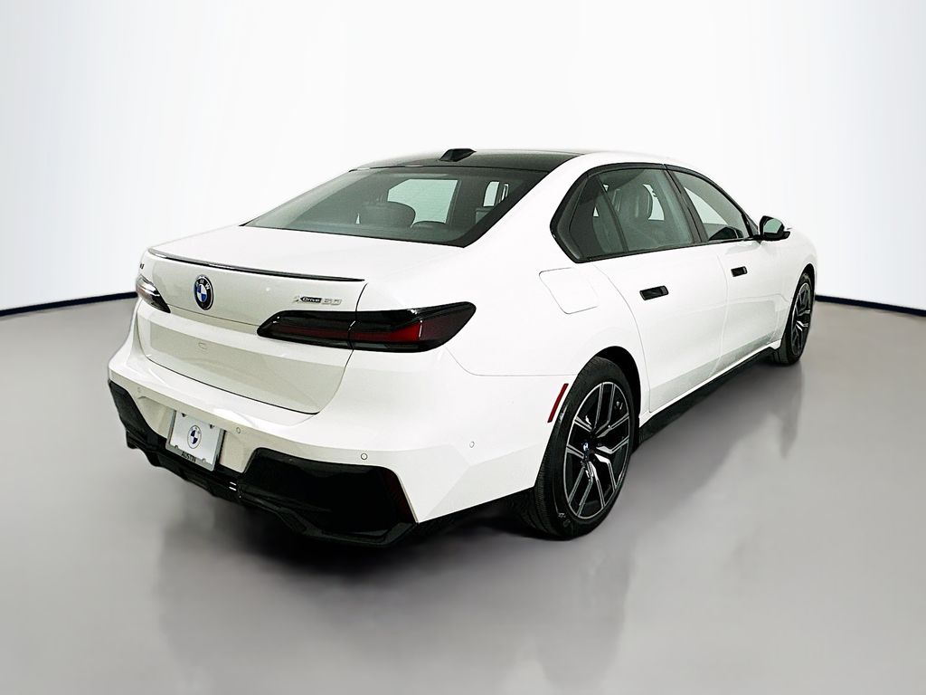 Thumbnail: 2024 BMW i7 - 5