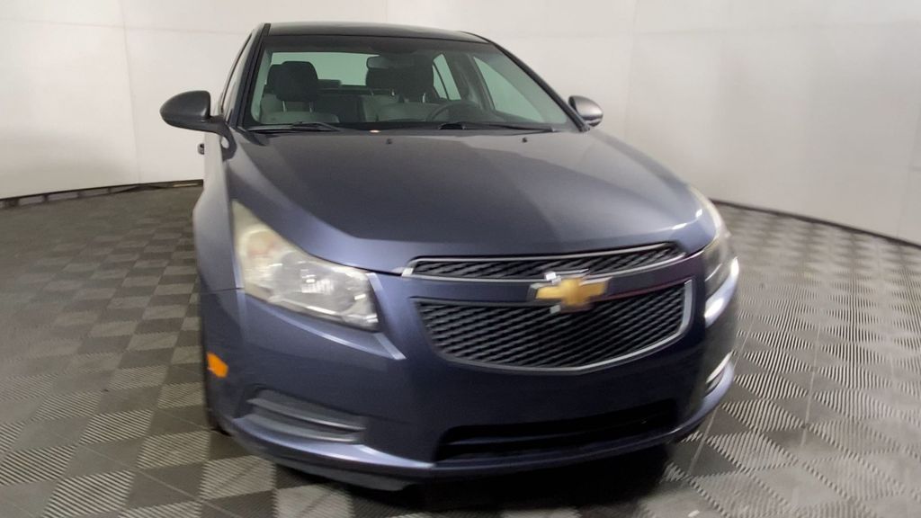 2013 Chevrolet Cruze LS 3