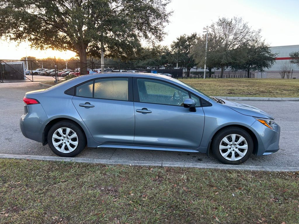 Thumbnail: 2025 Toyota Corolla - 6