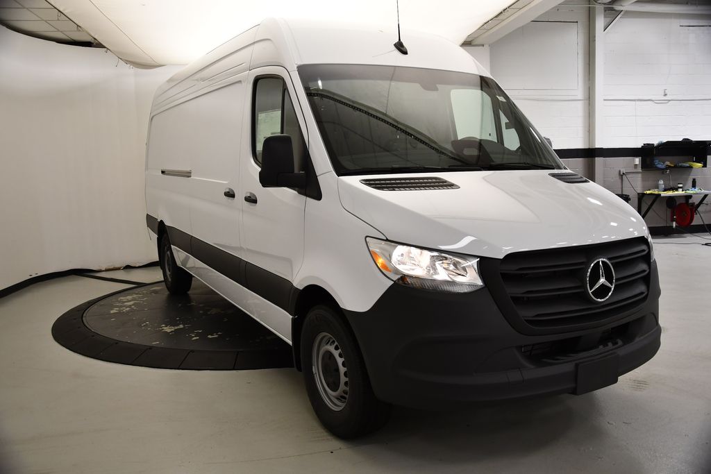 2025 Mercedes-Benz Sprinter 2500 3