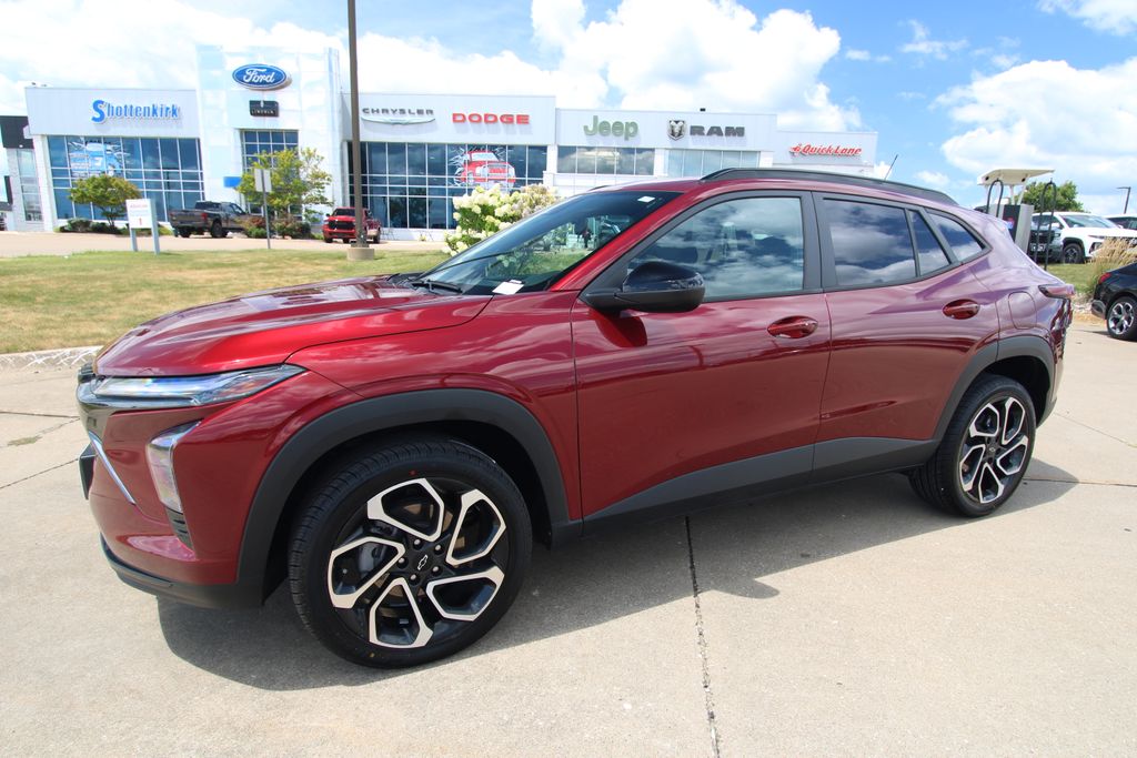 Used 2025 Chevrolet Trax SUV
