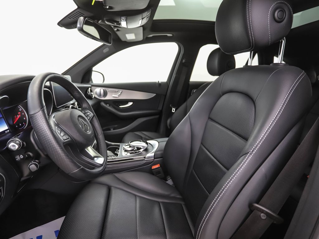 Thumbnail: 2019 Mercedes-Benz GLC - 11