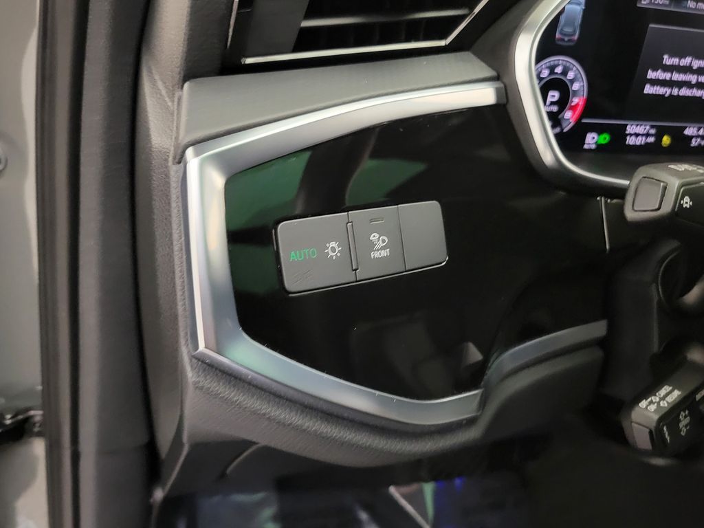 Thumbnail: 2023 Audi Q3 - 27