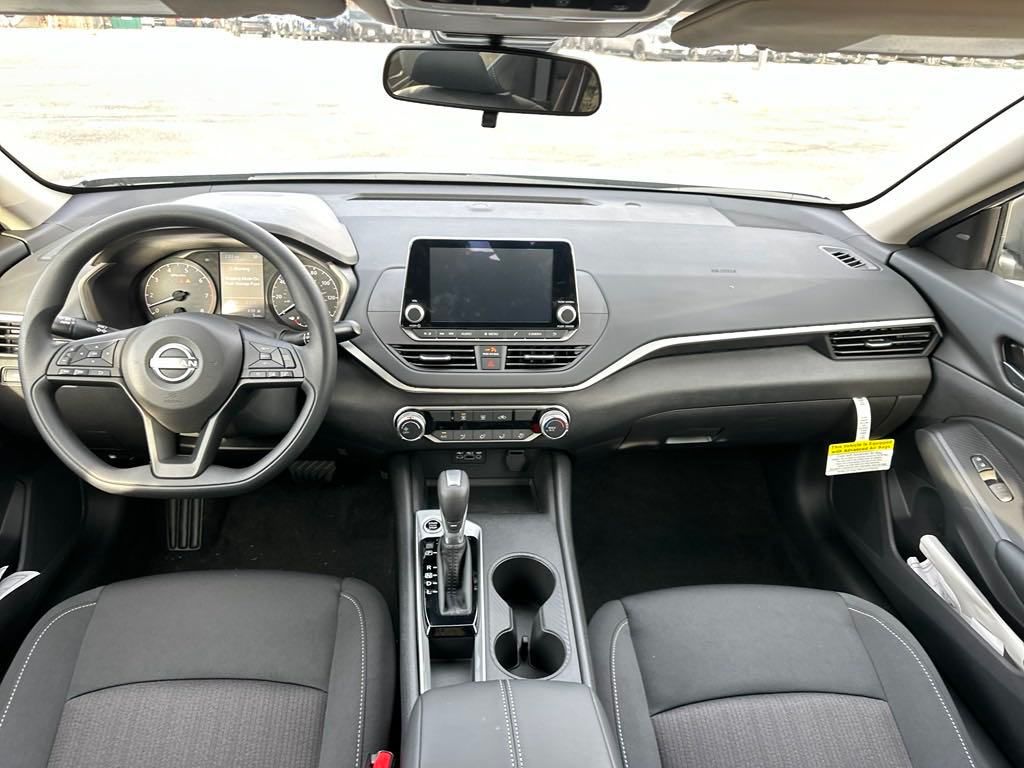 2025 Nissan Altima 2.5 S photo