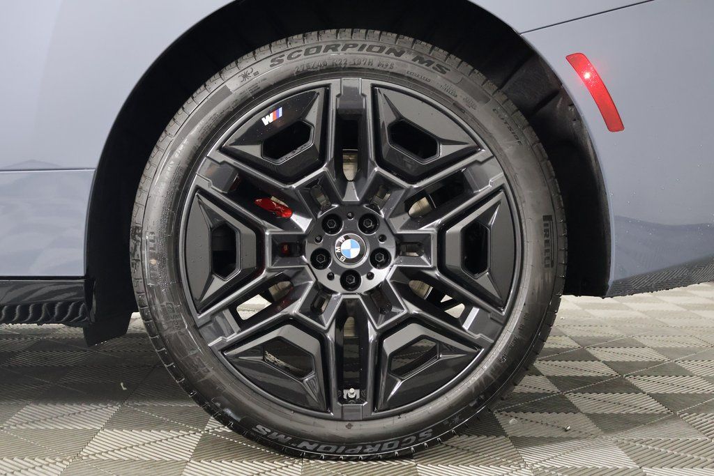 Thumbnail: 2026 BMW iX - 9