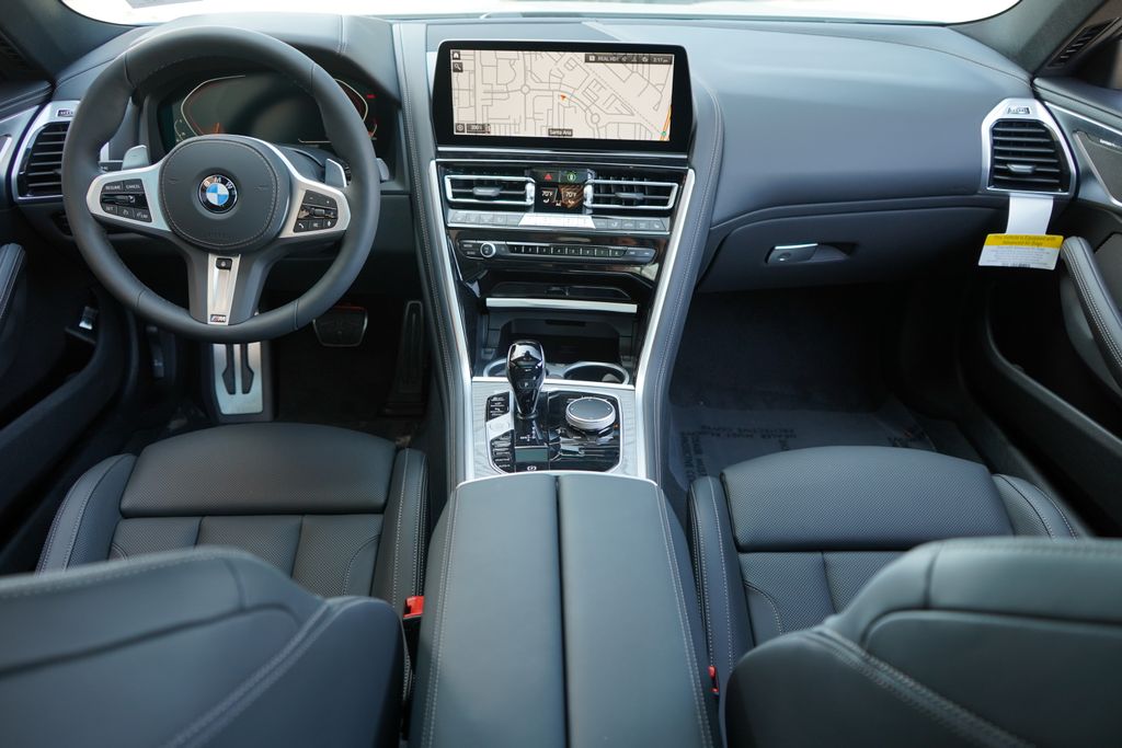 Thumbnail: 2026 BMW 8 Series - 13