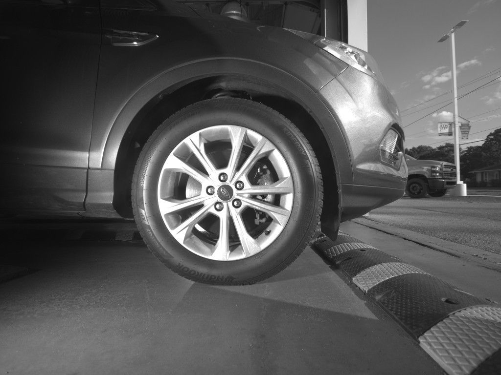 2018 Ford Escape SEL Blue at John Sisson Motors