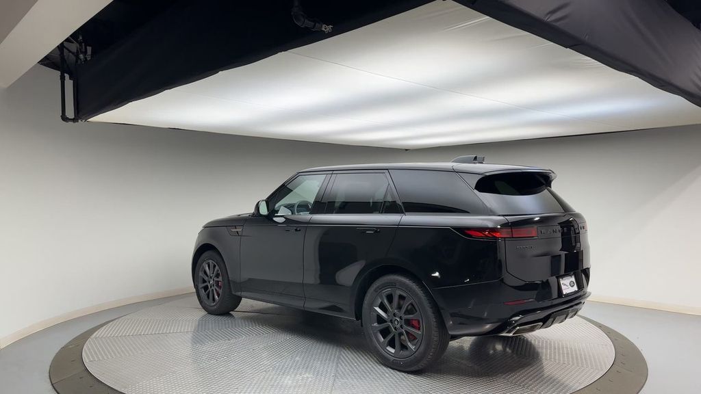 Thumbnail: 2024 Land Rover Range Rover Sport - 7