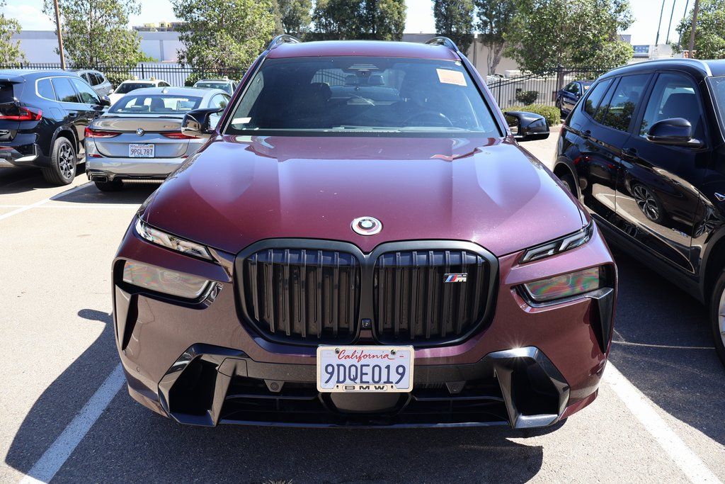 Thumbnail: 2023 BMW X7 - 3