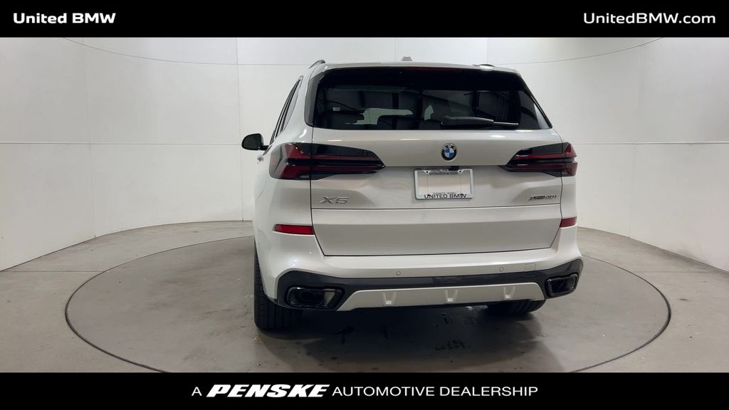 Thumbnail: 2026 BMW X5 - 7