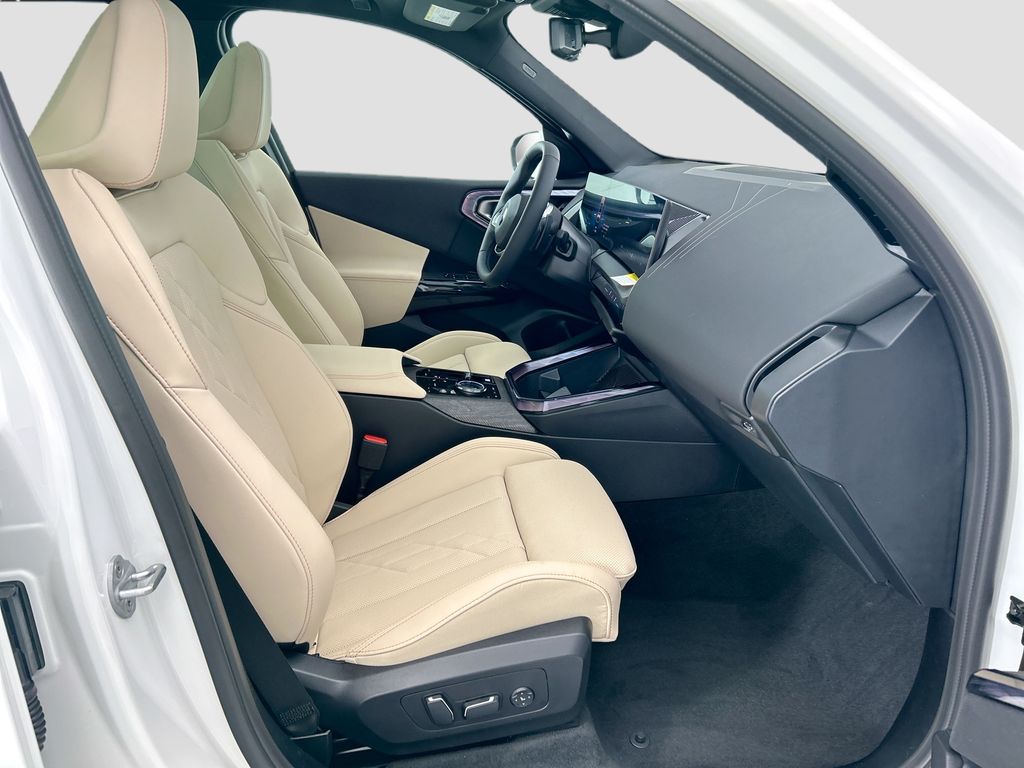 Thumbnail: 2026 BMW X3 - 19