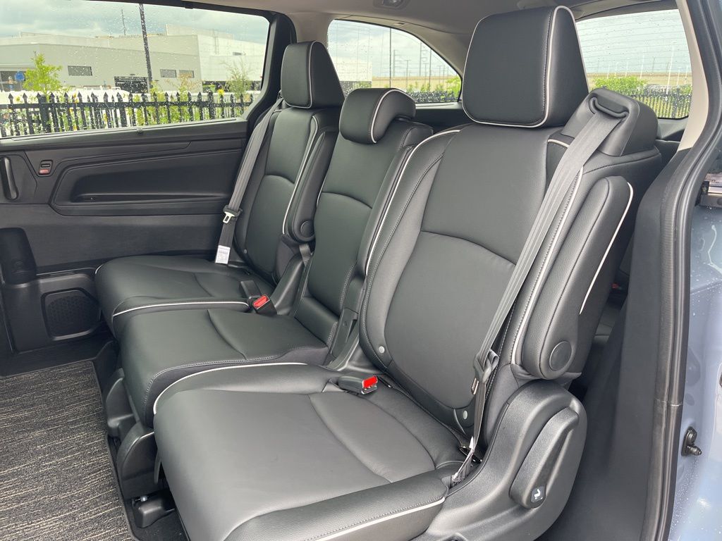 Thumbnail: 2026 Honda Odyssey - 14