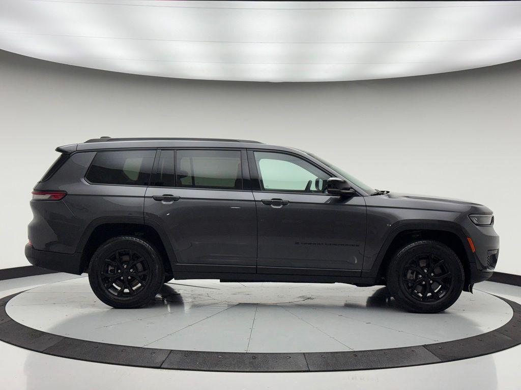 Thumbnail: 2024 Jeep Grand Cherokee L - 8