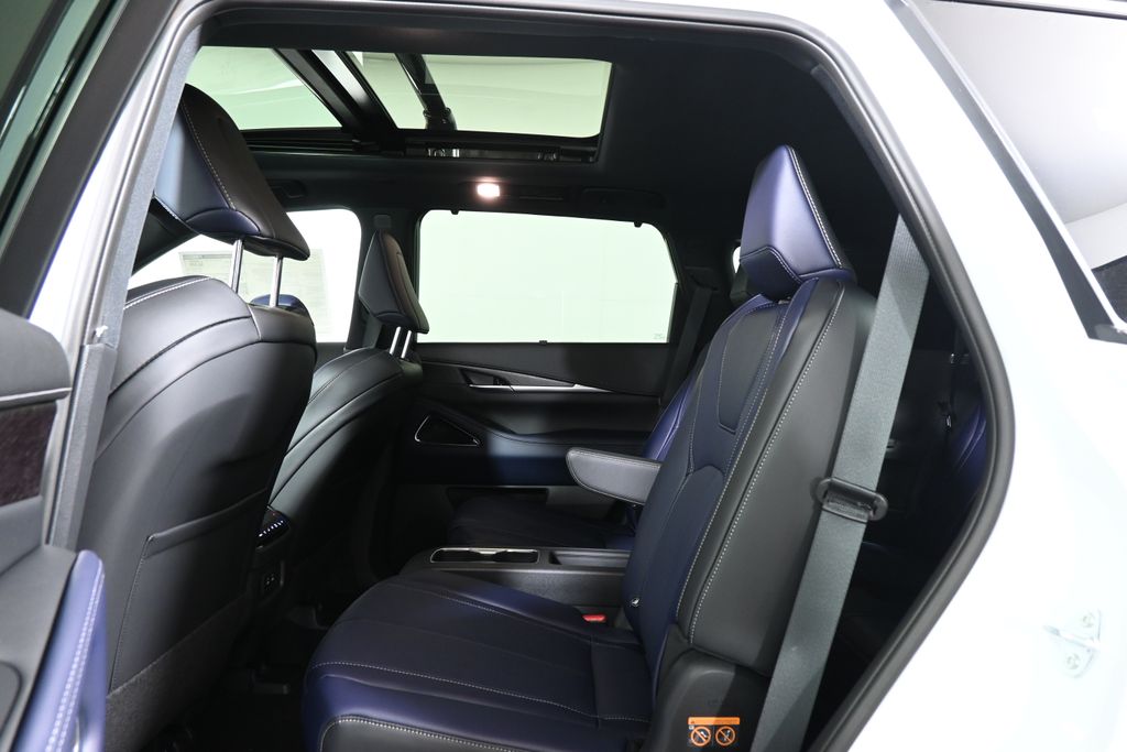 Thumbnail: 2026 INFINITI QX60 - 28