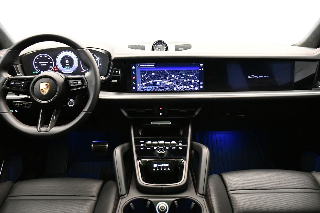 2024 Porsche Cayenne Turbo E-Hybrid 21