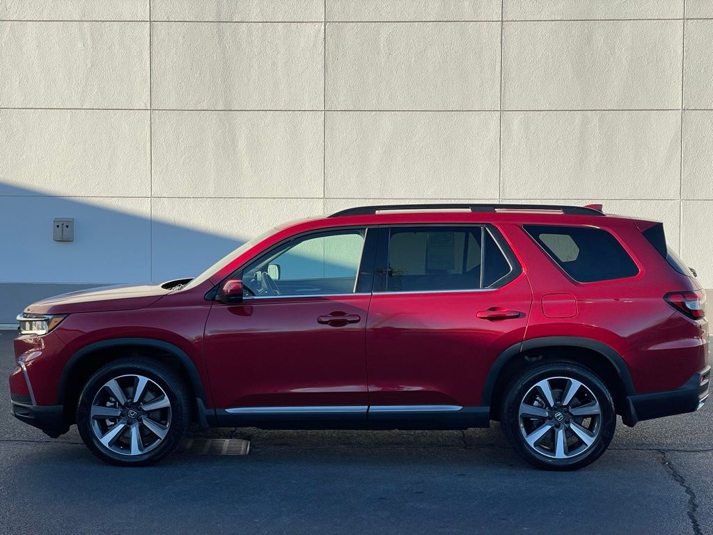 Thumbnail: 2023 Honda Pilot - 2