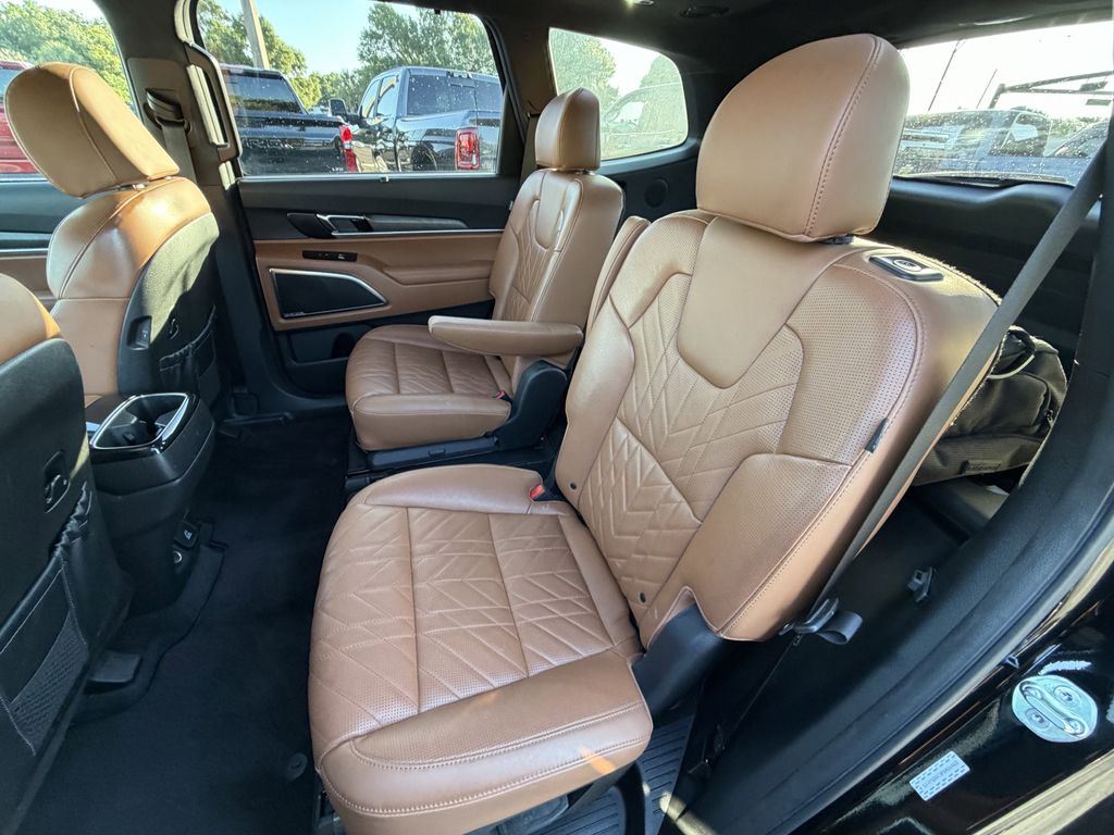 used 2023 Kia Telluride car, priced at $37,692