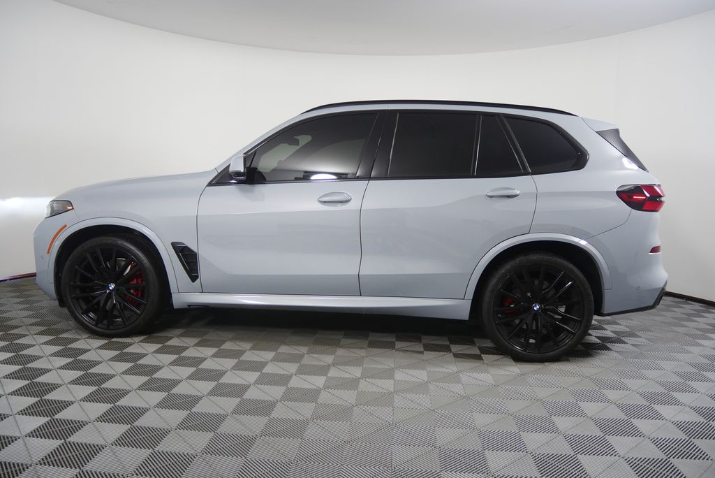 Thumbnail: 2024 BMW X5 - 6