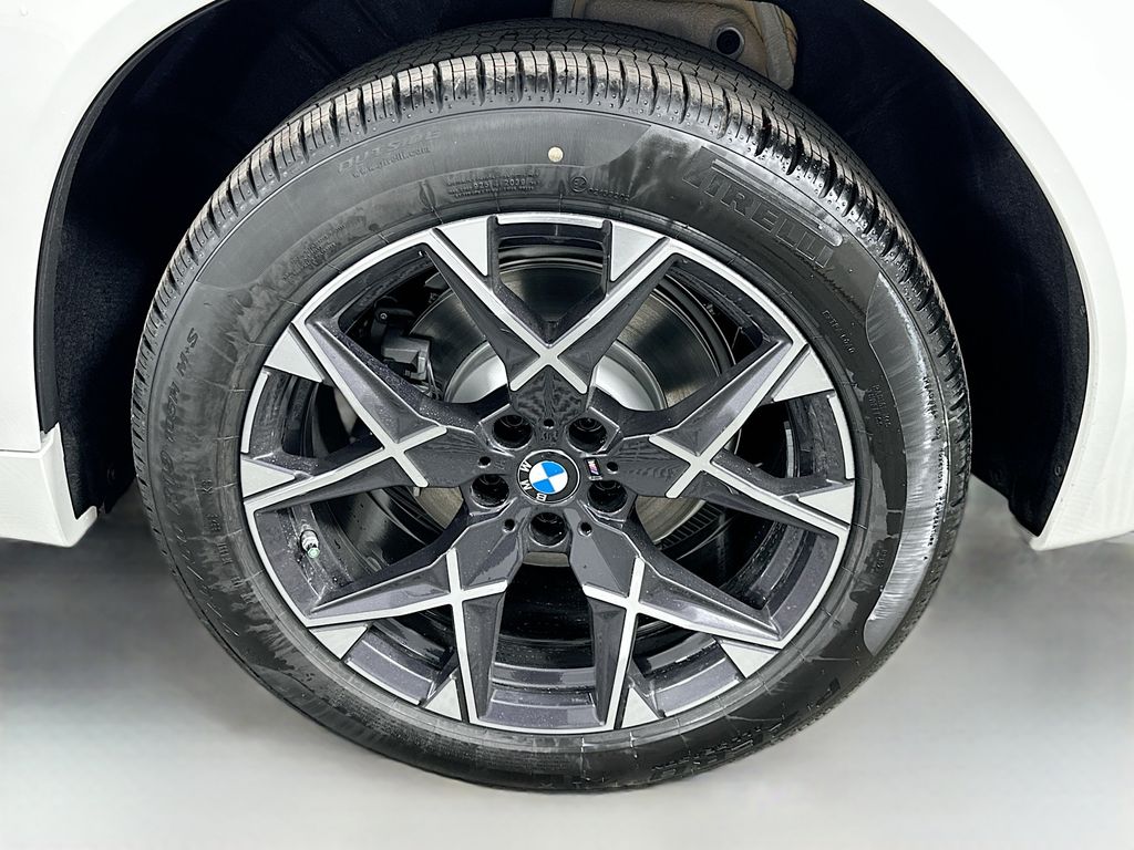 Thumbnail: 2026 BMW X3 - 23