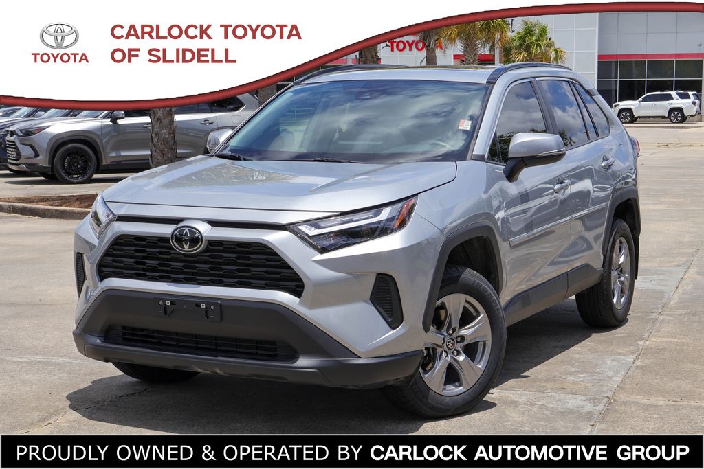 Silver Sky Metallic 2024 Toyota RAV4 XLE FWD SUV / Crossover Front-Wheel Drive 8-Speed Automatic