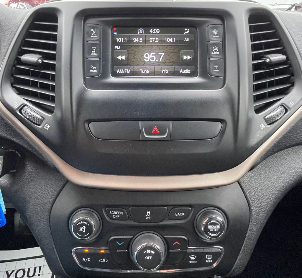 2017 Jeep Cherokee Latitude Black at Community Toyota