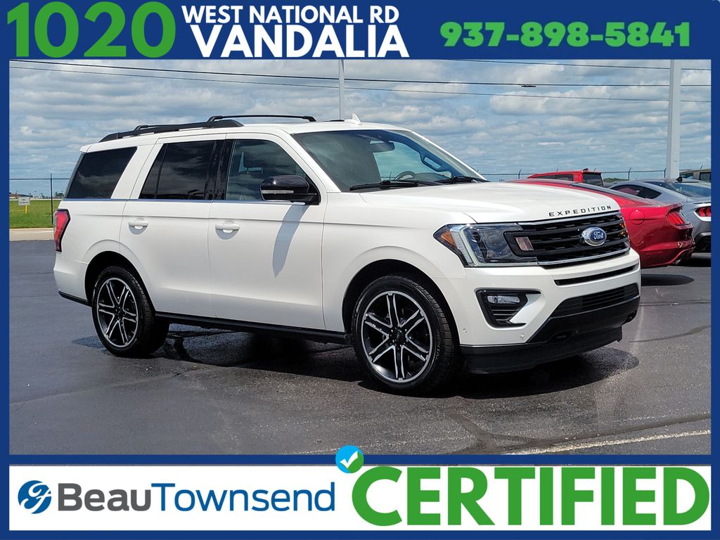 White Platinum Clearcoat Metallic 2019 Ford Expedition SUV / Crossover Four-Wheel Drive Automatic