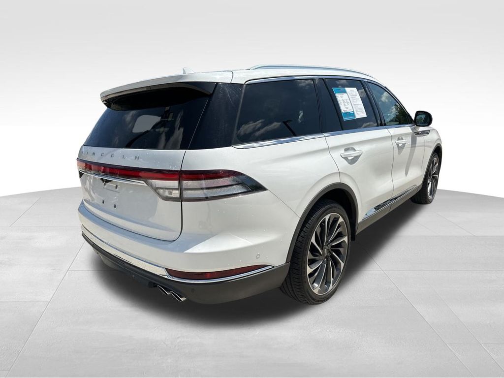 2021 Pristine White Lincoln Aviator Reserve AWD SUV