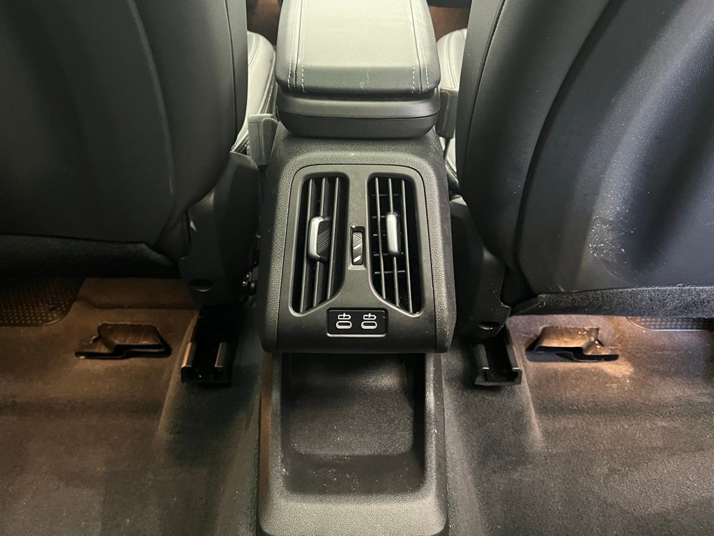 Thumbnail: 2025 BMW X1 - 9