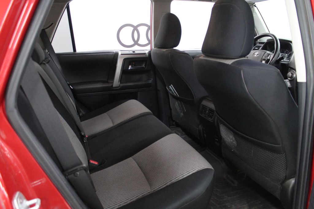 2015 Toyota 4Runner SR5 24