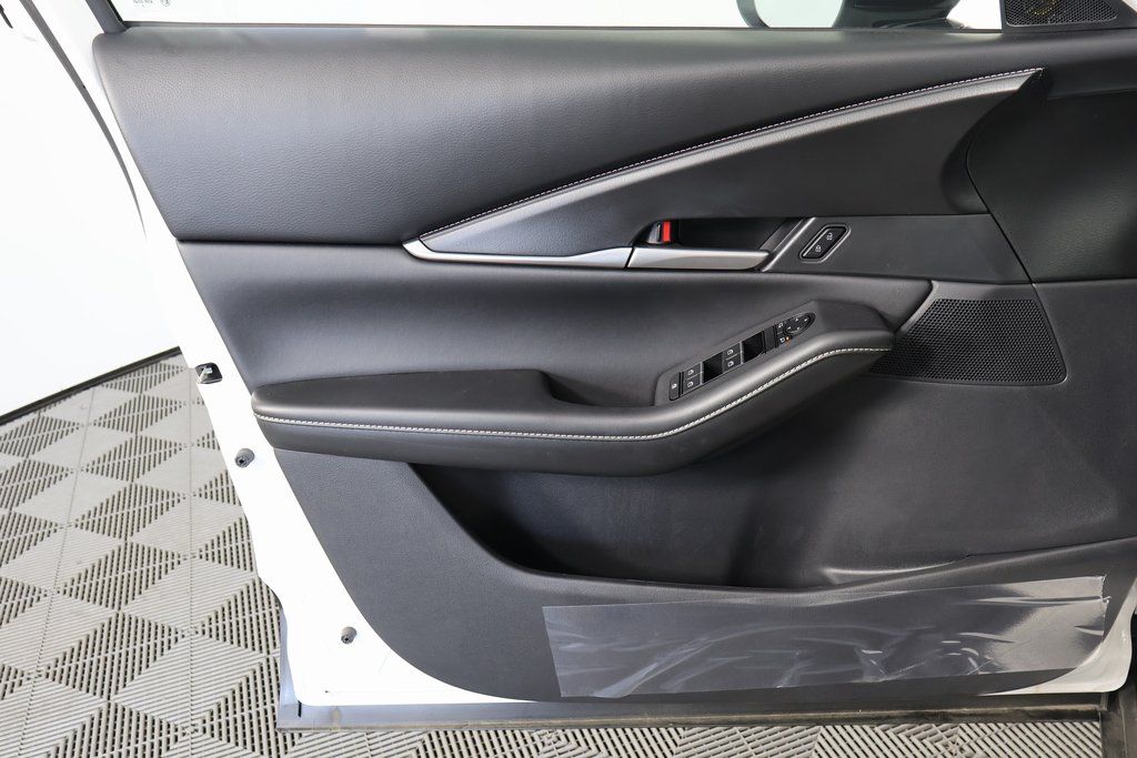 Thumbnail: 2026 Mazda CX-30 - 8