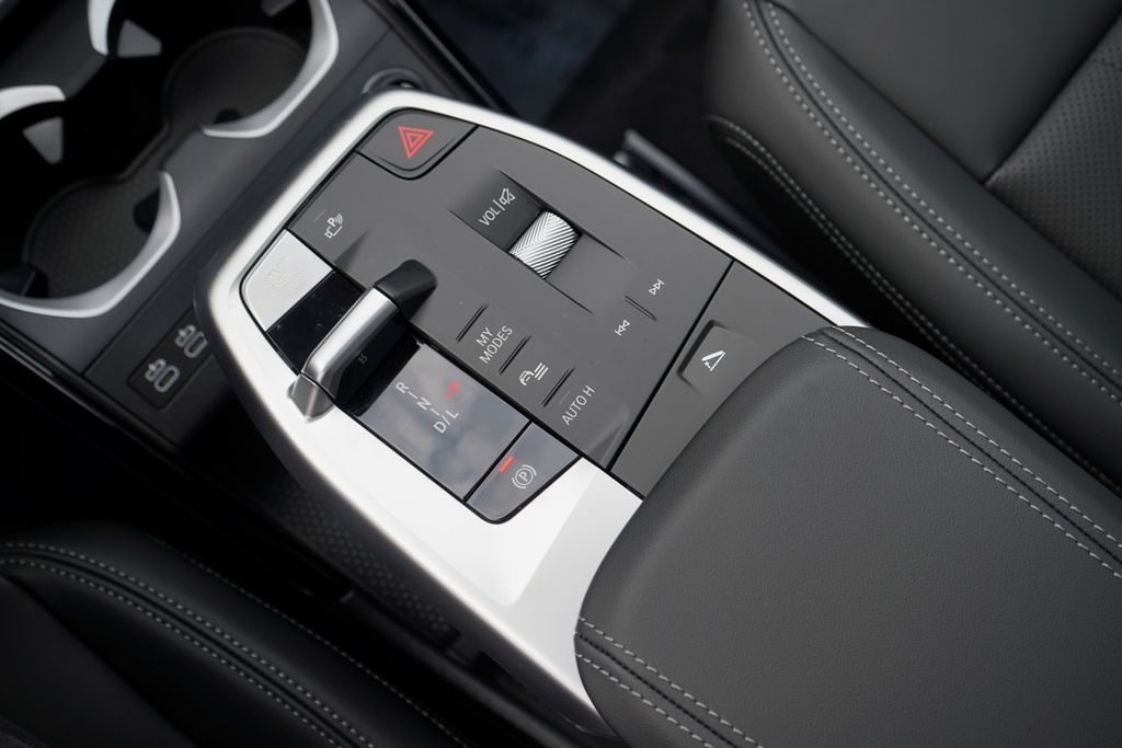 Thumbnail: 2026 BMW X1 - 18