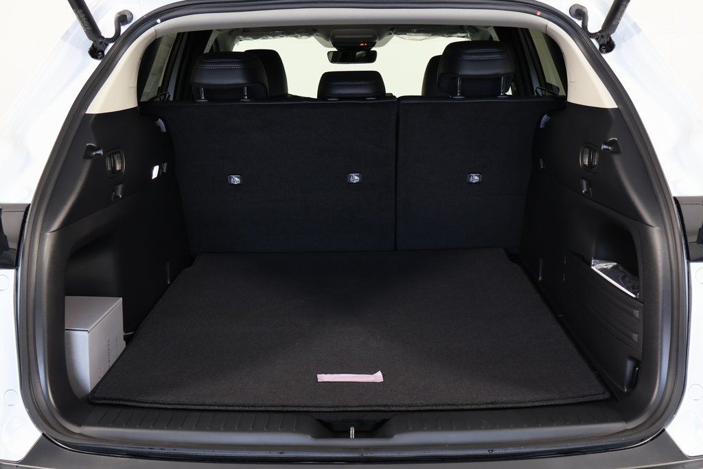 Thumbnail: 2026 Mazda CX-50 - 9