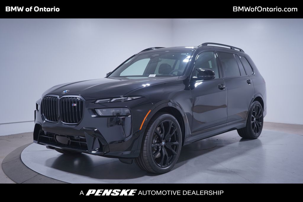 2026 BMW X7 M60i Hero Image