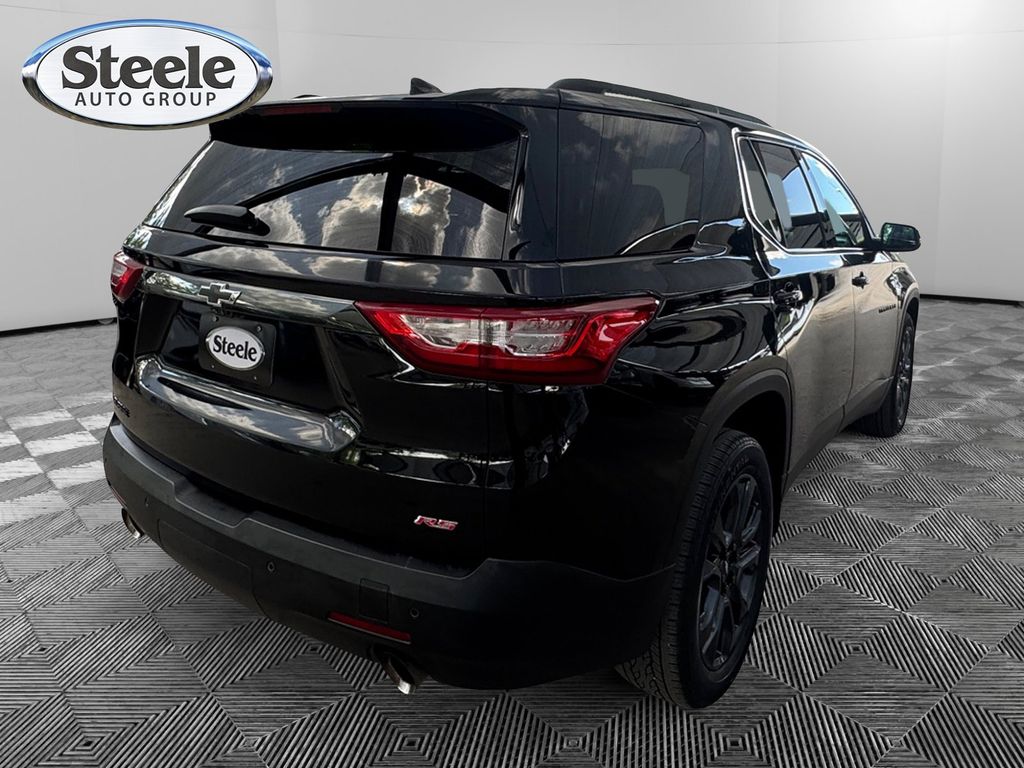 Used Car 2021 Chevrolet Traverse  Rs For Sale Under $30,000 In Round Rock, Texas