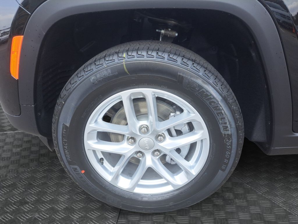 New Car 2025 Jeep Grand Cherokee  Laredo X For Sale Under $35,000 In Austin, Texas