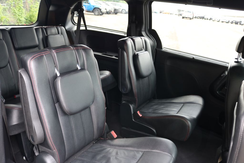 Used Car 2020 Dodge Grand Caravan  Gt For Sale Under $15,000 In Austin, Texas