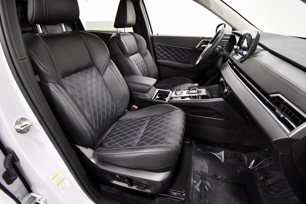 Used 2024 Mitsubishi Outlander PHEV SUV