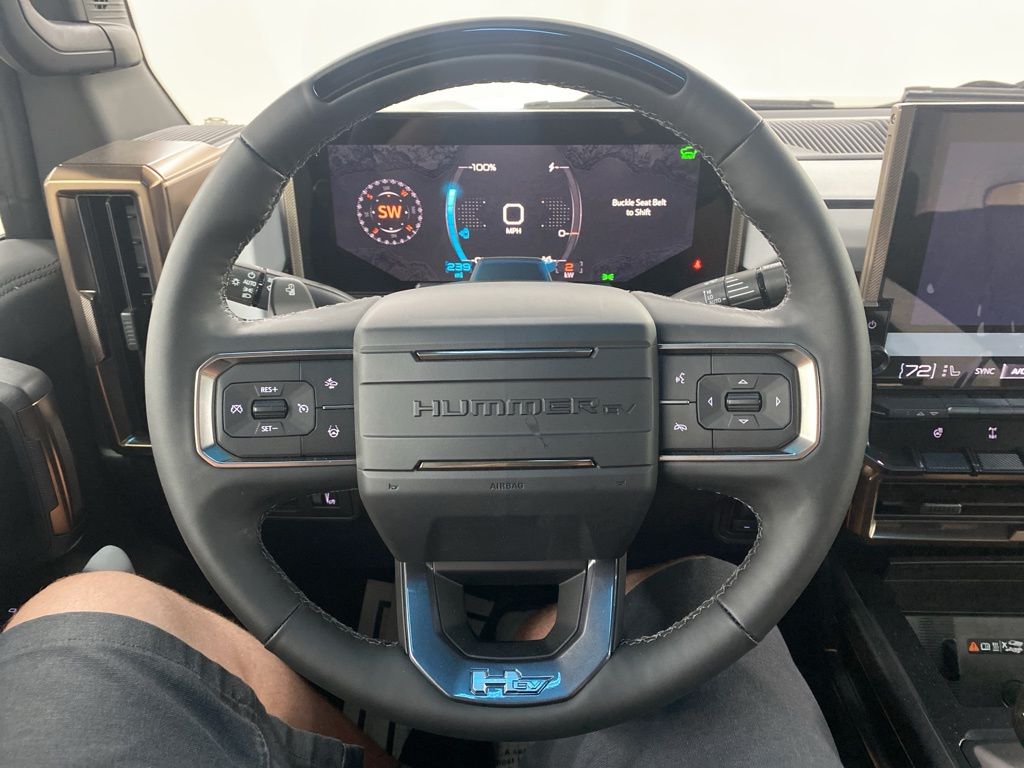 2024 GMC HUMMER EV SUV 3X photo