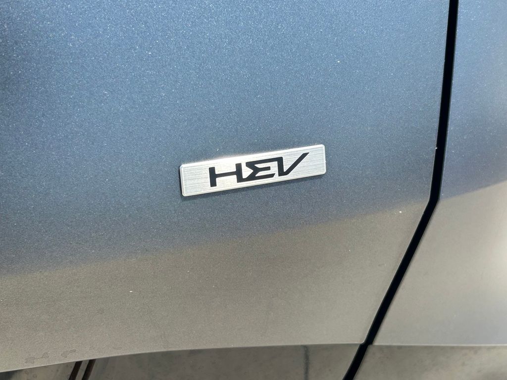 Used 2023 Kia Sportage Hybrid SUV