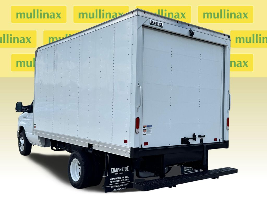 New 2027 White Ford Base image 3